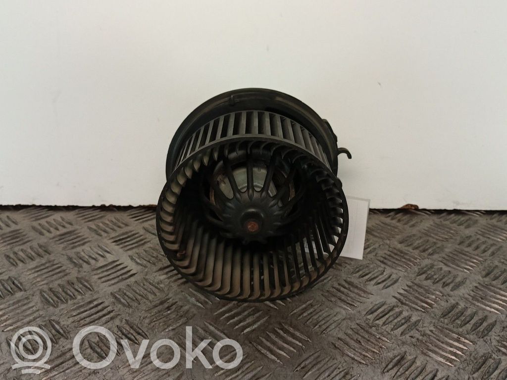 Lämmittimen puhallin   F665878C,VALEO