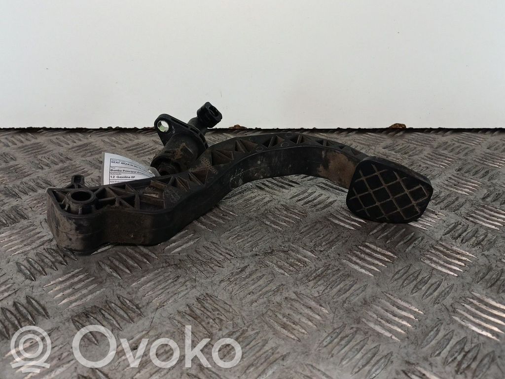 Kytkimen pääsylinteri   6Q0721388