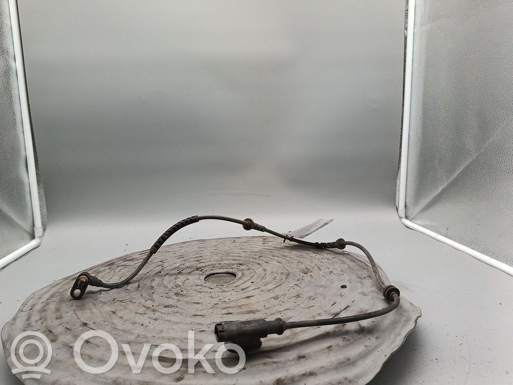 Opel Corsa D Czujnik prędkości obrotowej koła ABS 
