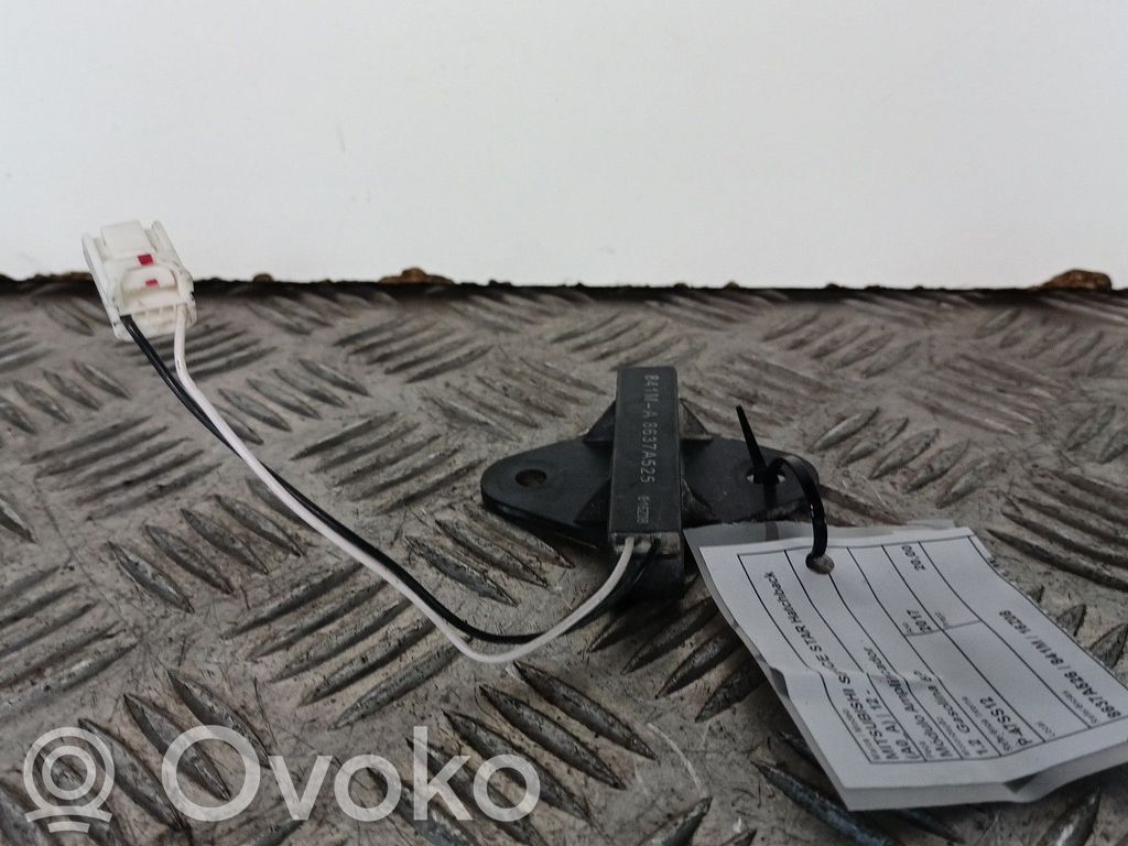 Mitsubishi Space Star Antenas pastiprinātājs 