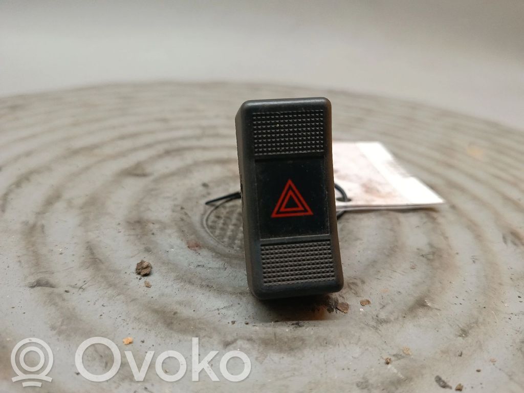 Renault 19 Hazard light switch 