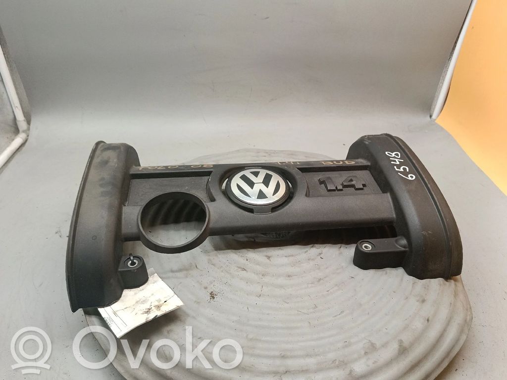 Cubierta del motor (embellecedor)   036103925CC