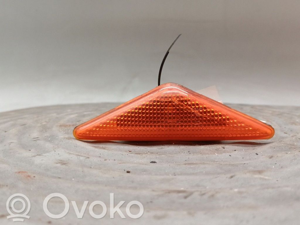 Ford Focus Blinker vorne Stoßstange 