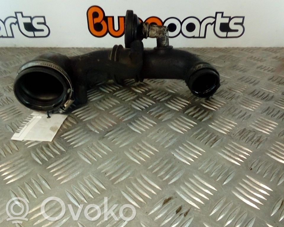Renault Clio II Rura / Wąż dolotowy powietrza turbiny 