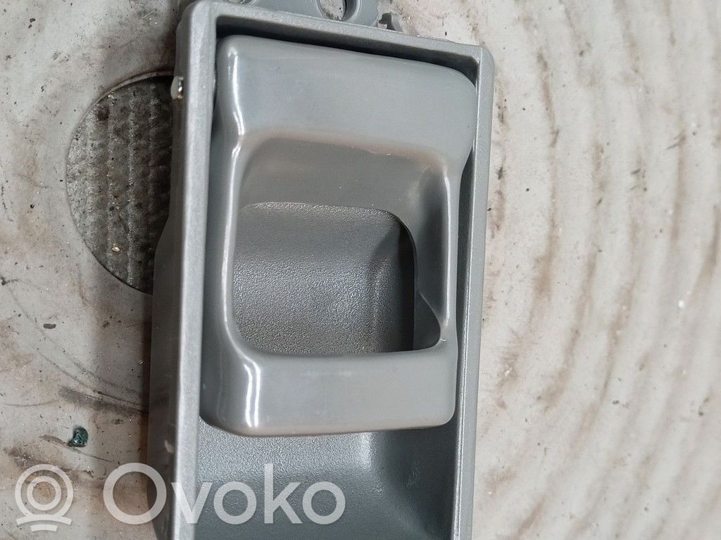 Nissan King Cab Iekšējais atvēršanas rokturītis 
