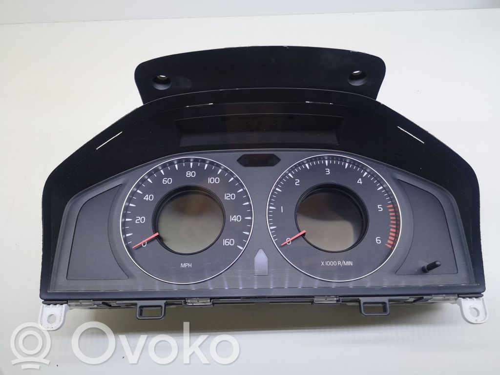 Volvo S80 Speedometer (instrument cluster) 