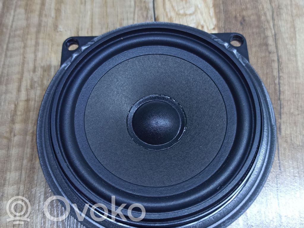 Altavoz de la puerta delantera   6513914323101