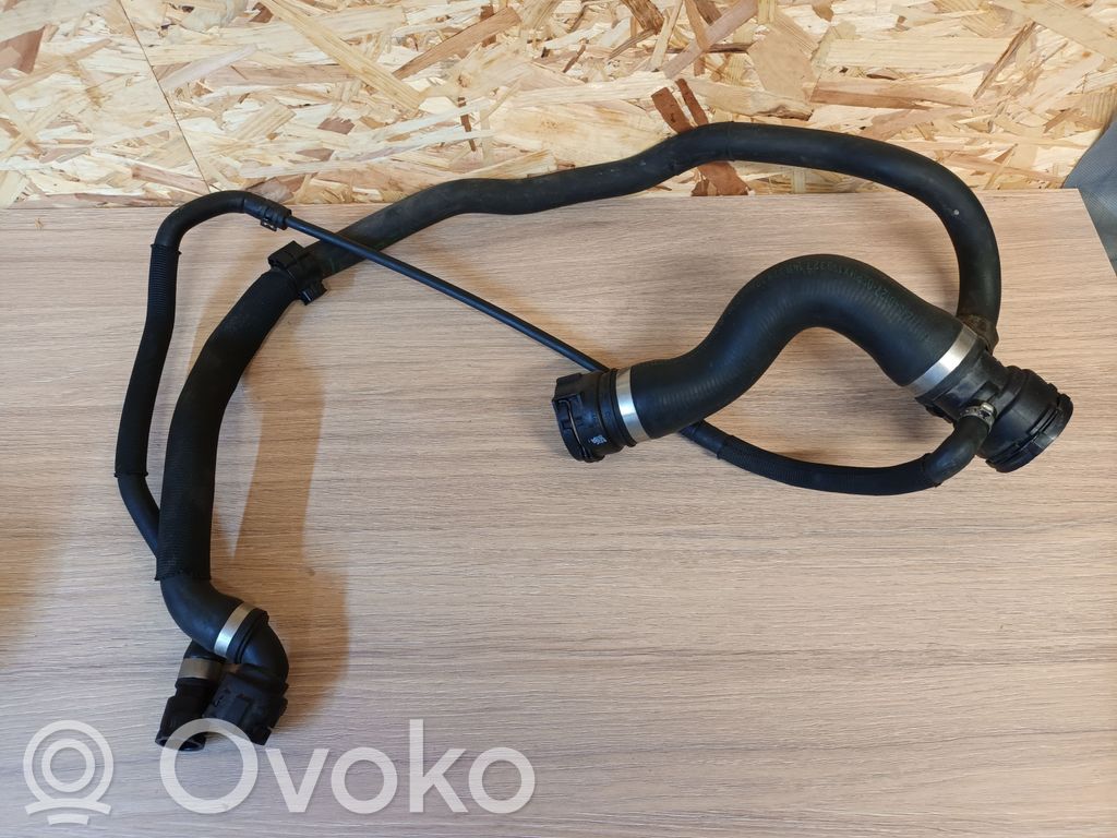 BMW 3 E92 E93 Engine coolant pipe/hose 