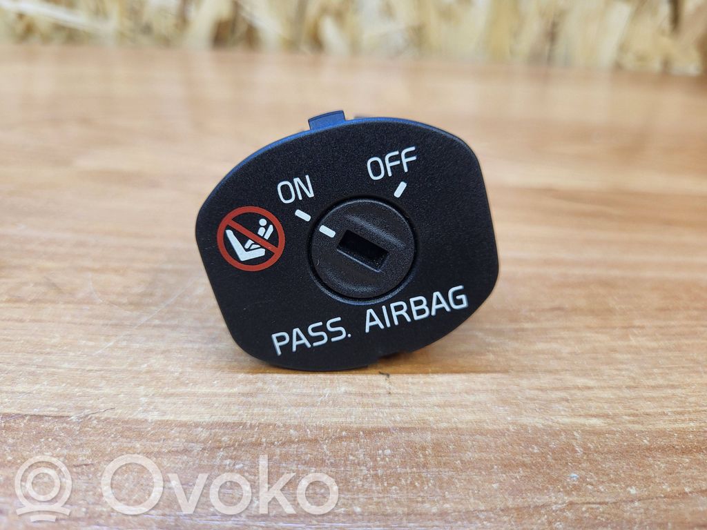 Volvo XC90 Wyłącznik poduszki powietrznej Airbag pasażera 