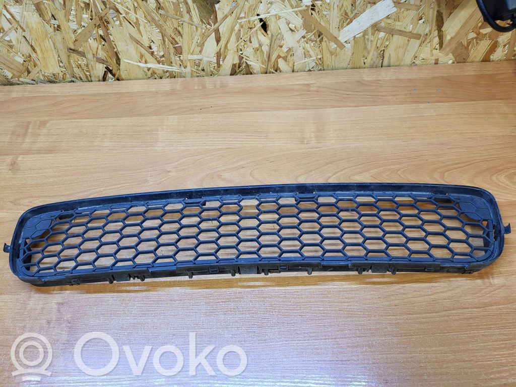 Volvo S80 Grilă inferioară bară față 