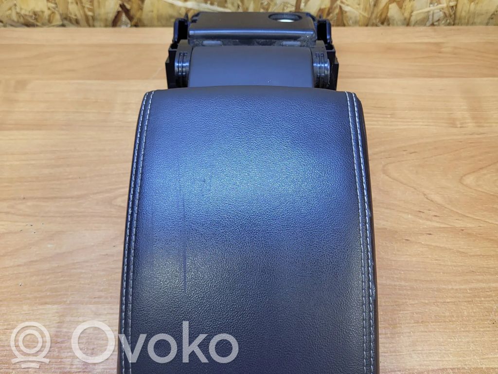 Volvo V60 Bracciolo 