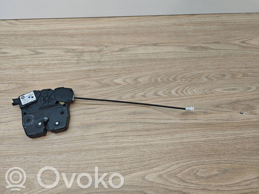 BMW X5 E70 Aizmugurējā pārsega slēdzene 