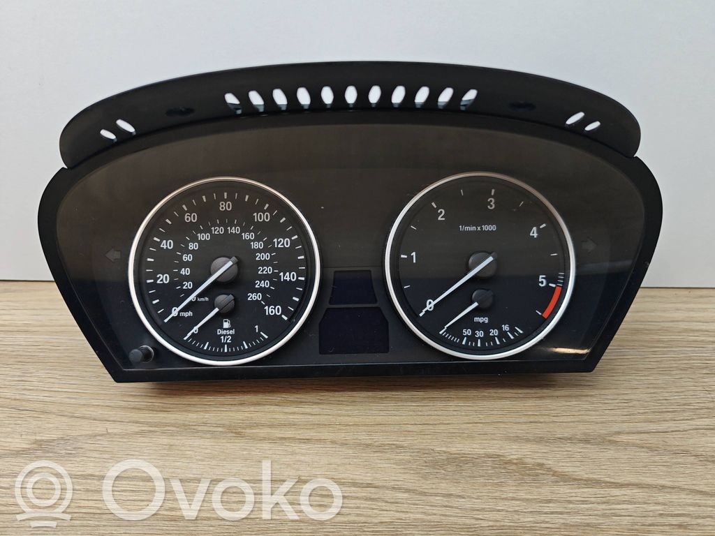 BMW X5 E70 Speedometer (instrument cluster) 