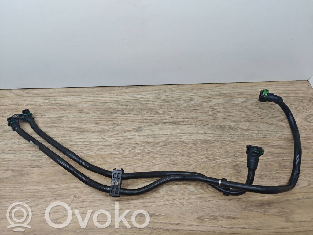 BMW X5 E70 Przewód / Wąż chłodnicy oleju skrzyni biegów 