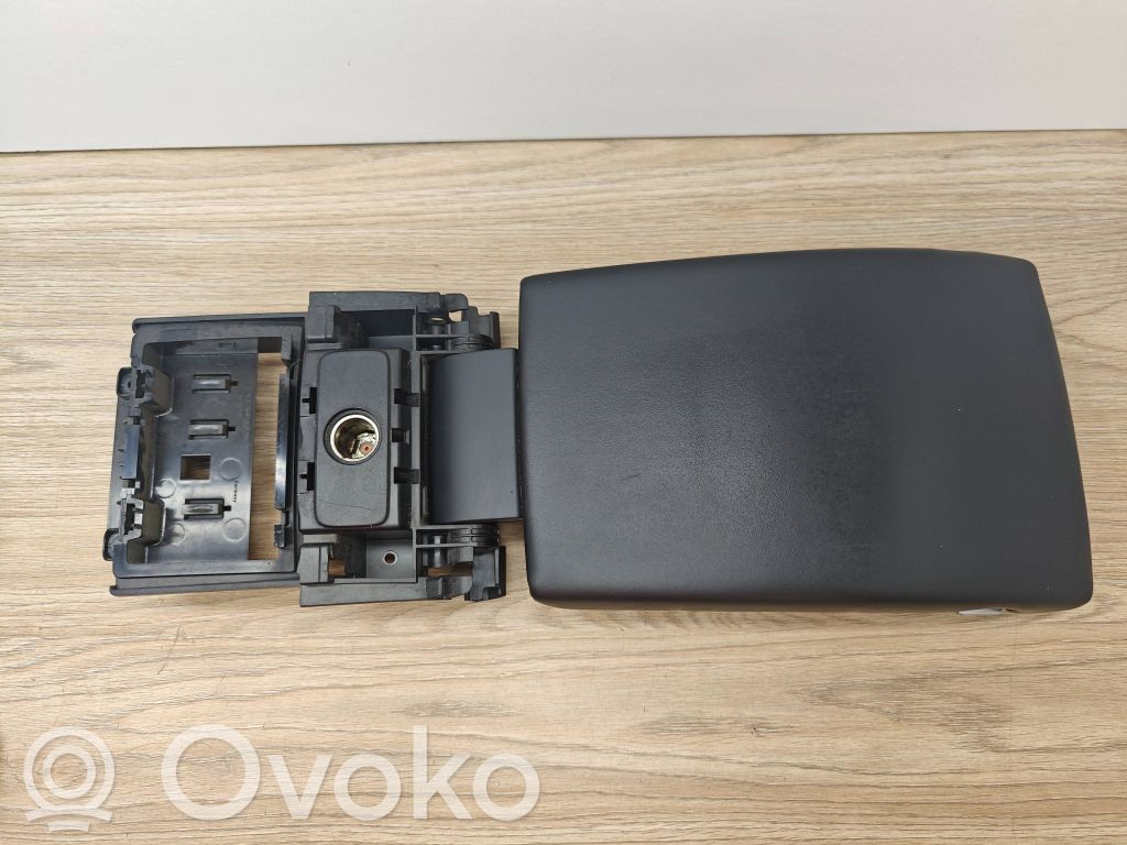 Armrest   39870952