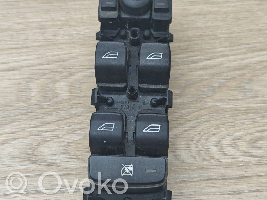Volvo V70 Comutator comandă geamuri electrice 