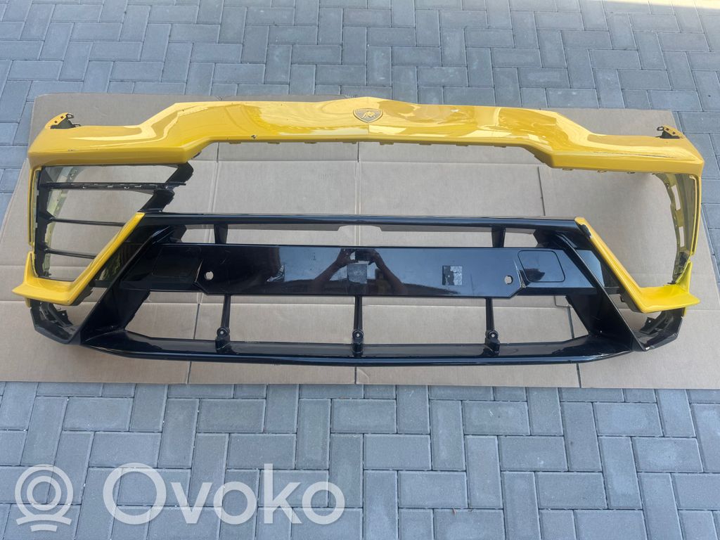 Lamborghini Urus Передний бампер 