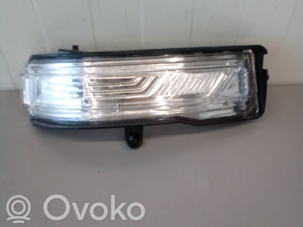 Spiegelblinker   CC1821223