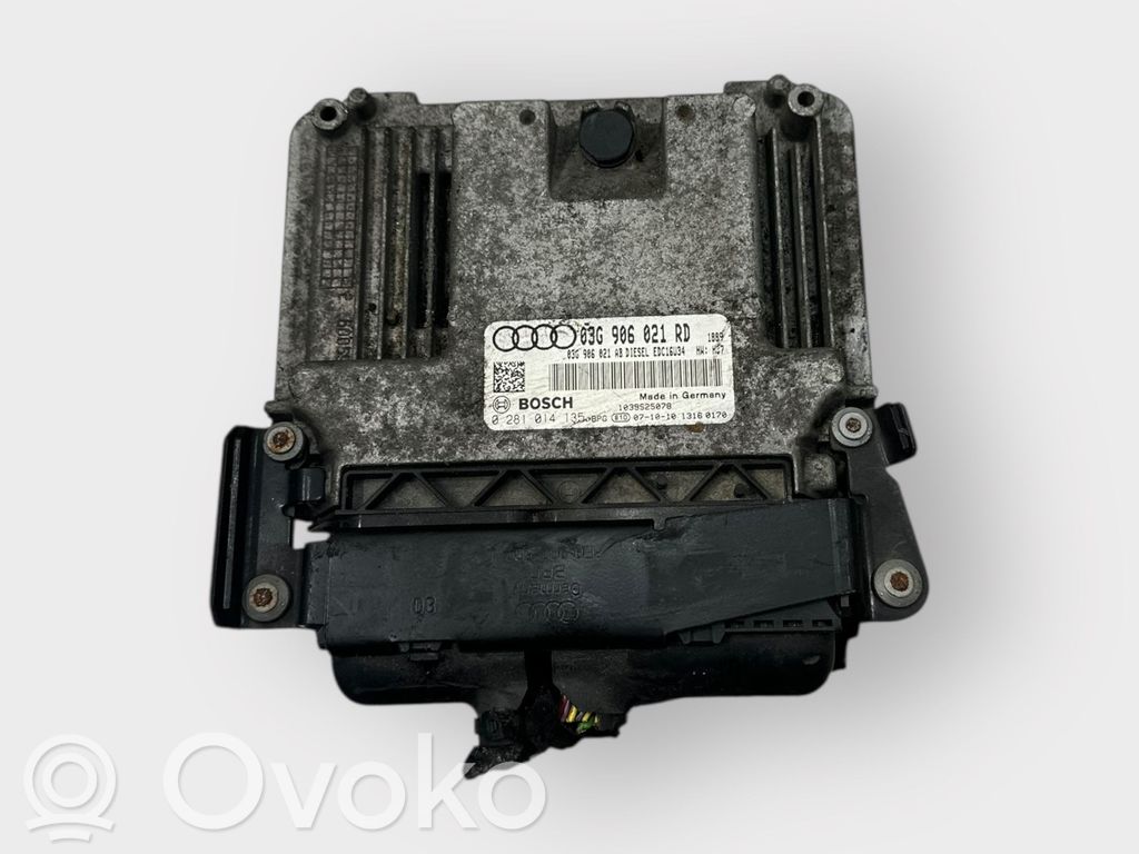 Audi A3 S3 A3 Sportback 8P Engine control unit/module 