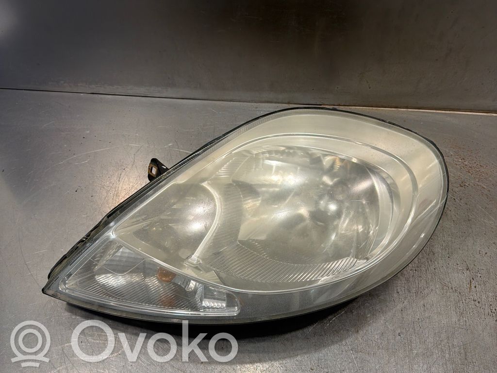 Opel Vivaro Scheinwerfer 