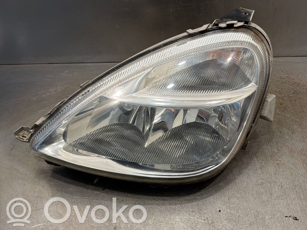 Mercedes-Benz A W168 Lampa przednia 
