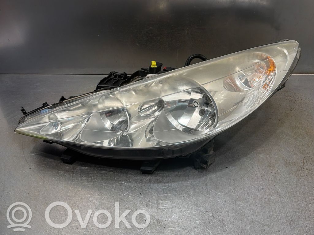 Peugeot 207 Headlight/headlamp 