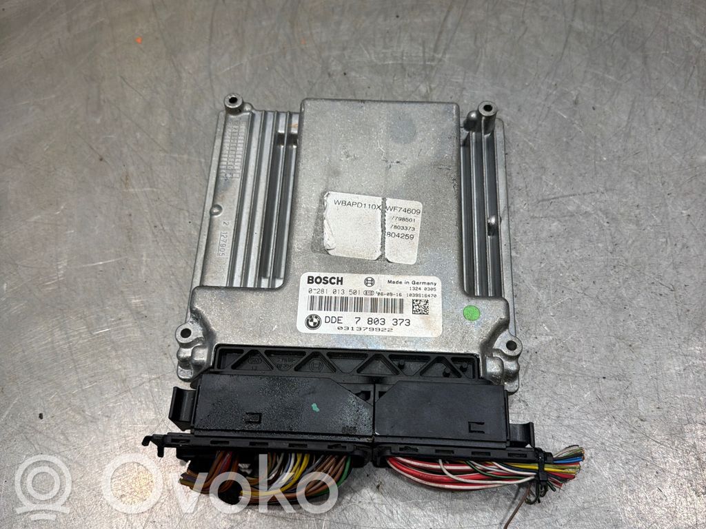 BMW 5 E60 E61 Dzinēja vadības bloks 