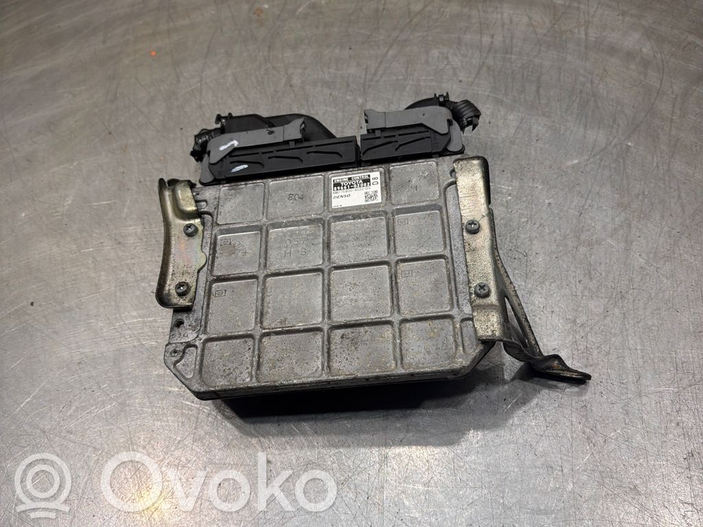 Toyota Auris 150 Engine control unit/module 