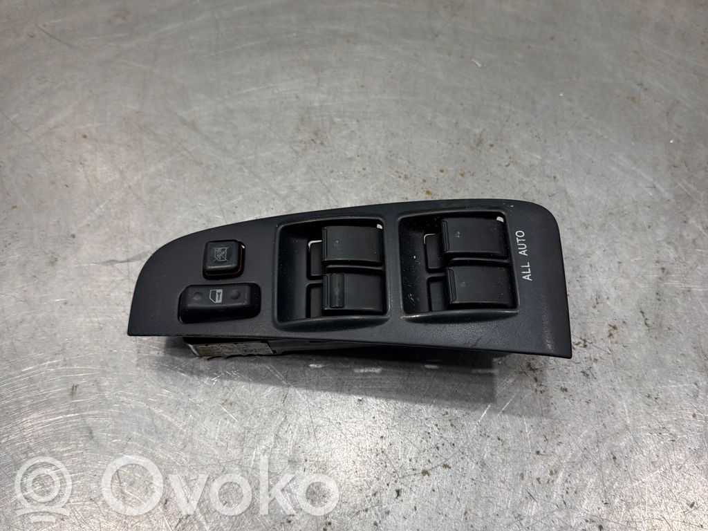 Toyota Avensis T250 Przyciski szyb 