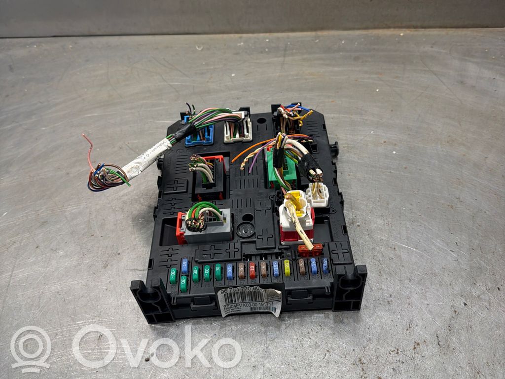Citroen Berlingo Sicherungskasten komplett 