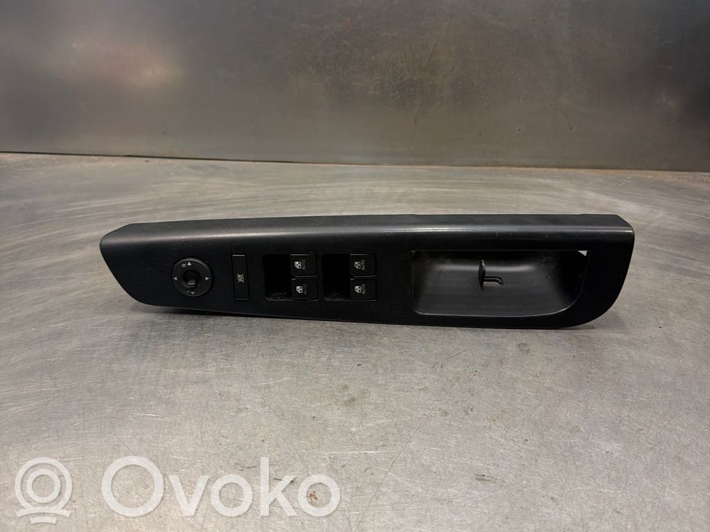 KIA Ceed Interruptor del elevalunas eléctrico 