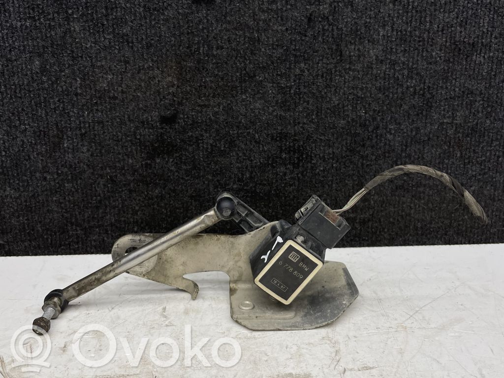 Headlight/headlamp level sensor   6778809