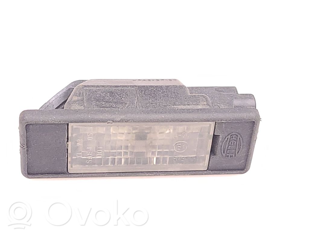 Mercedes-Benz Sprinter W906 Lampa oświetlenia tylnej tablicy rejestracyjnej 