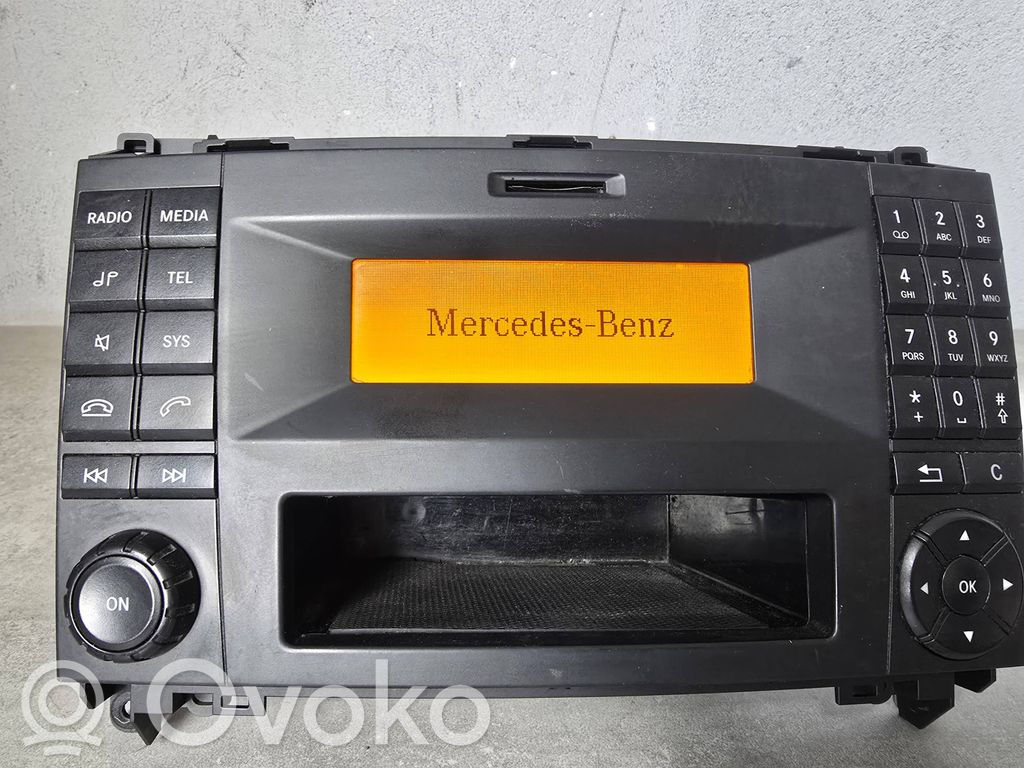 Mercedes-Benz Sprinter W906 Panel / Radioodtwarzacz CD/DVD/GPS 