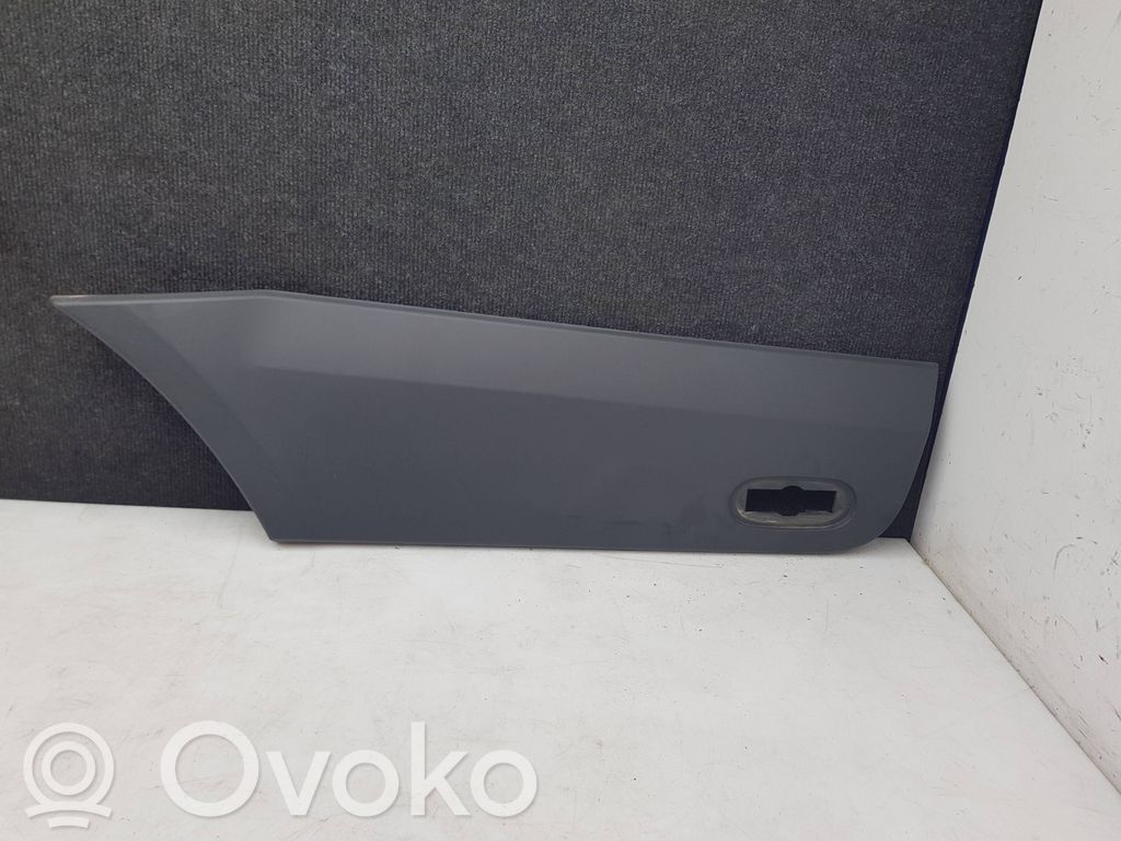 Volkswagen Crafter Listwa tylnego błotnika 