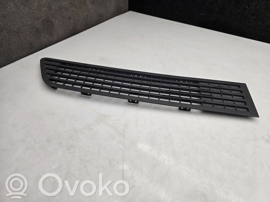 Volkswagen Crafter Kratka wlotu powietrza na maskę 