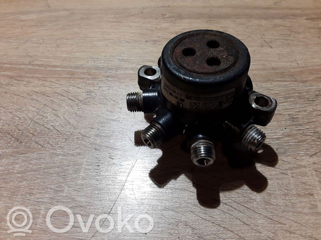 Ford Focus Fuel main line pipe 