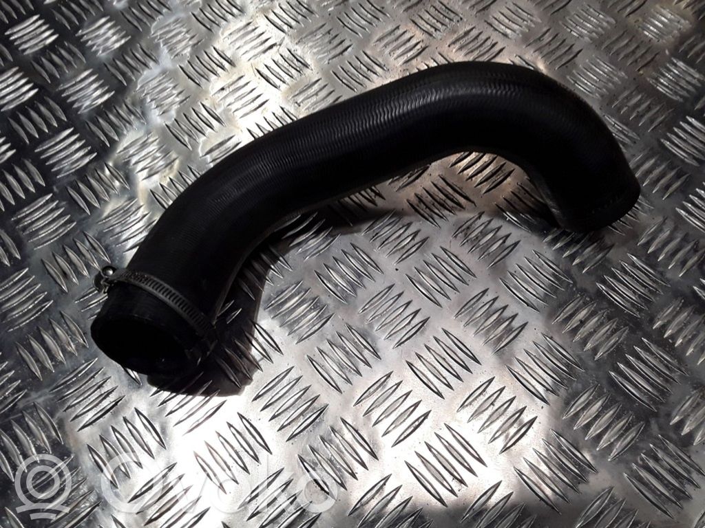 Intercooler hose/pipe