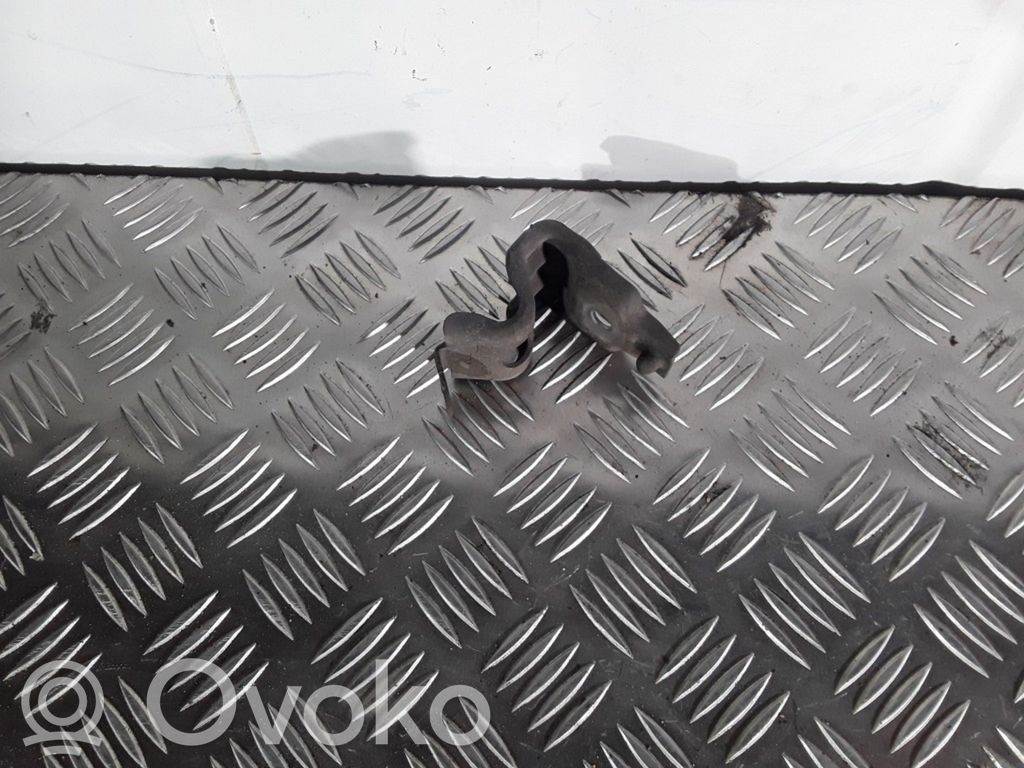 Opel Insignia A Soporte de montaje del radiador 