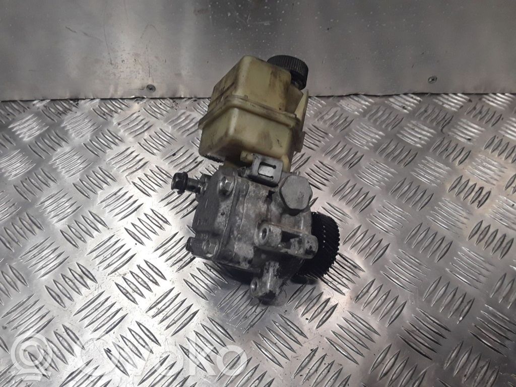 Mazda 6 Power steering pump 