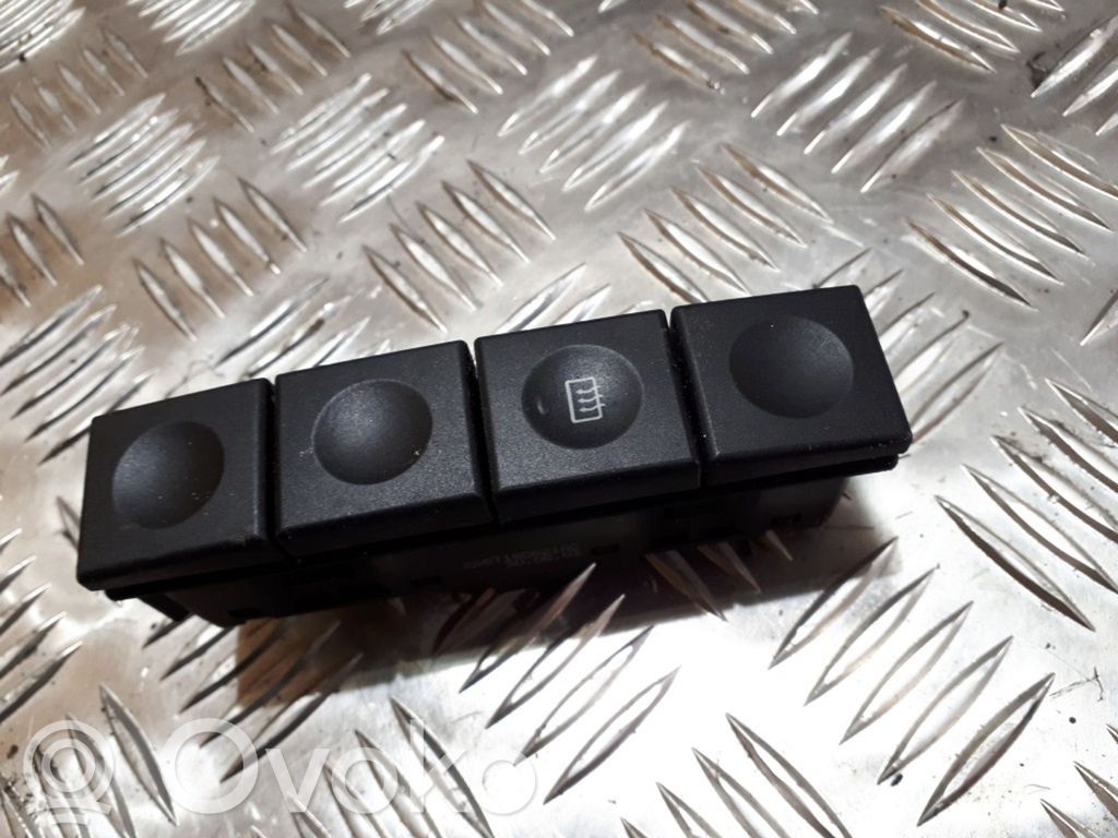 Ford Fiesta Windscreen/window heater switch 