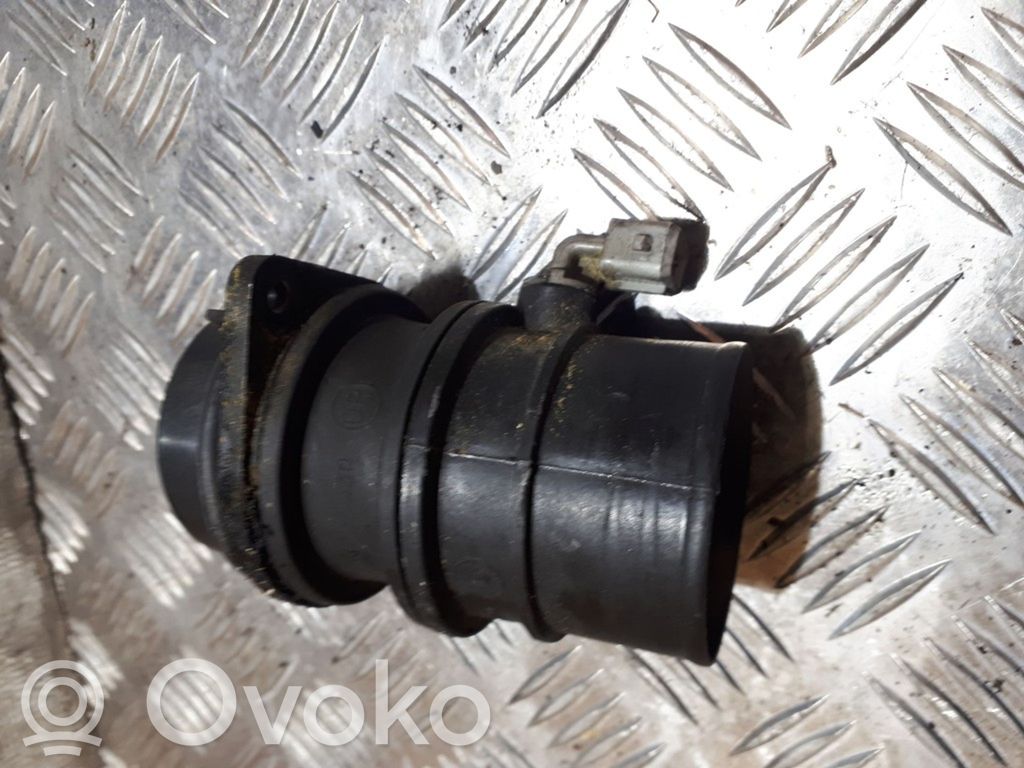 Renault Megane II Air intake hose/pipe 