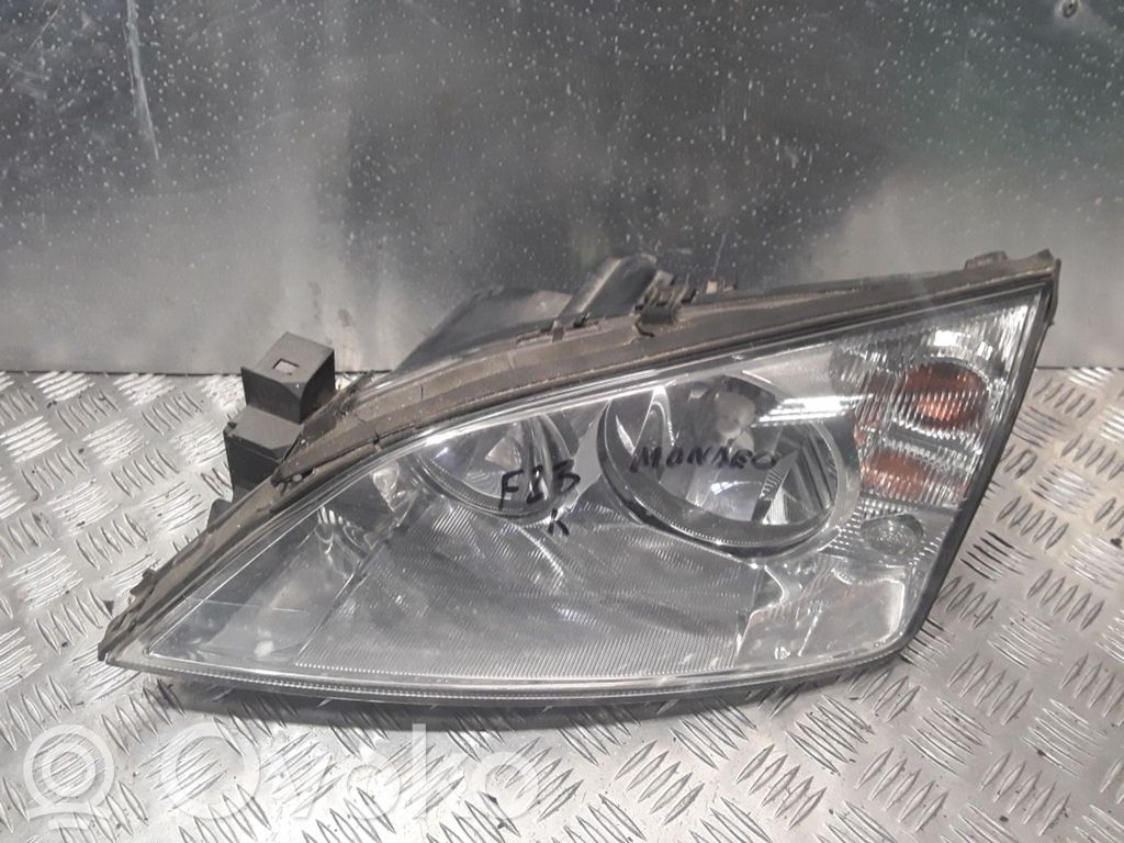 Ford Mondeo Mk III Lampa przednia 