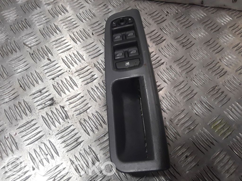 Volvo V50 Przyciski szyb 