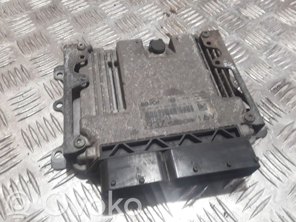 Alfa Romeo 147 Engine control unit/module 