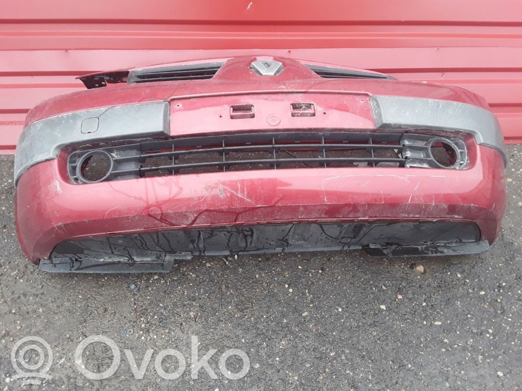 Renault Megane II Parachoques delantero 