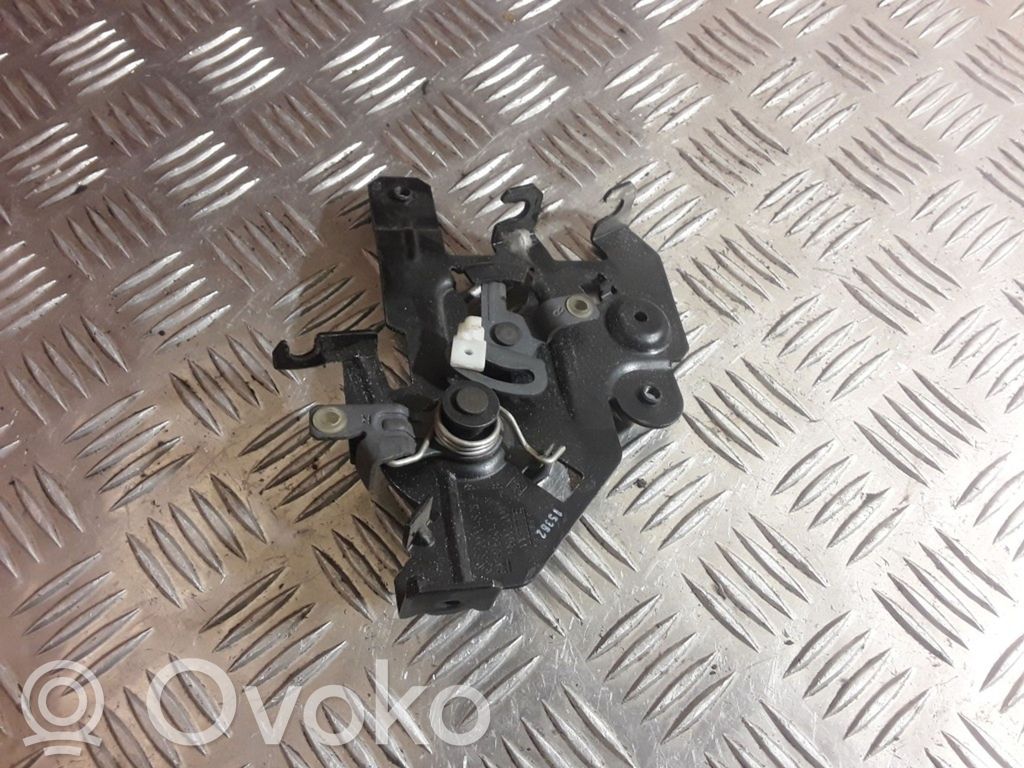Opel Vivaro Slankiojančių durų spyna 