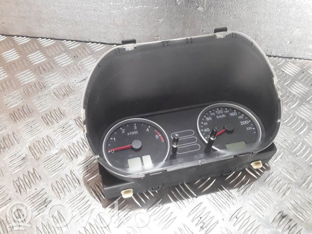 Ford Fiesta Speedometer (instrument cluster) 