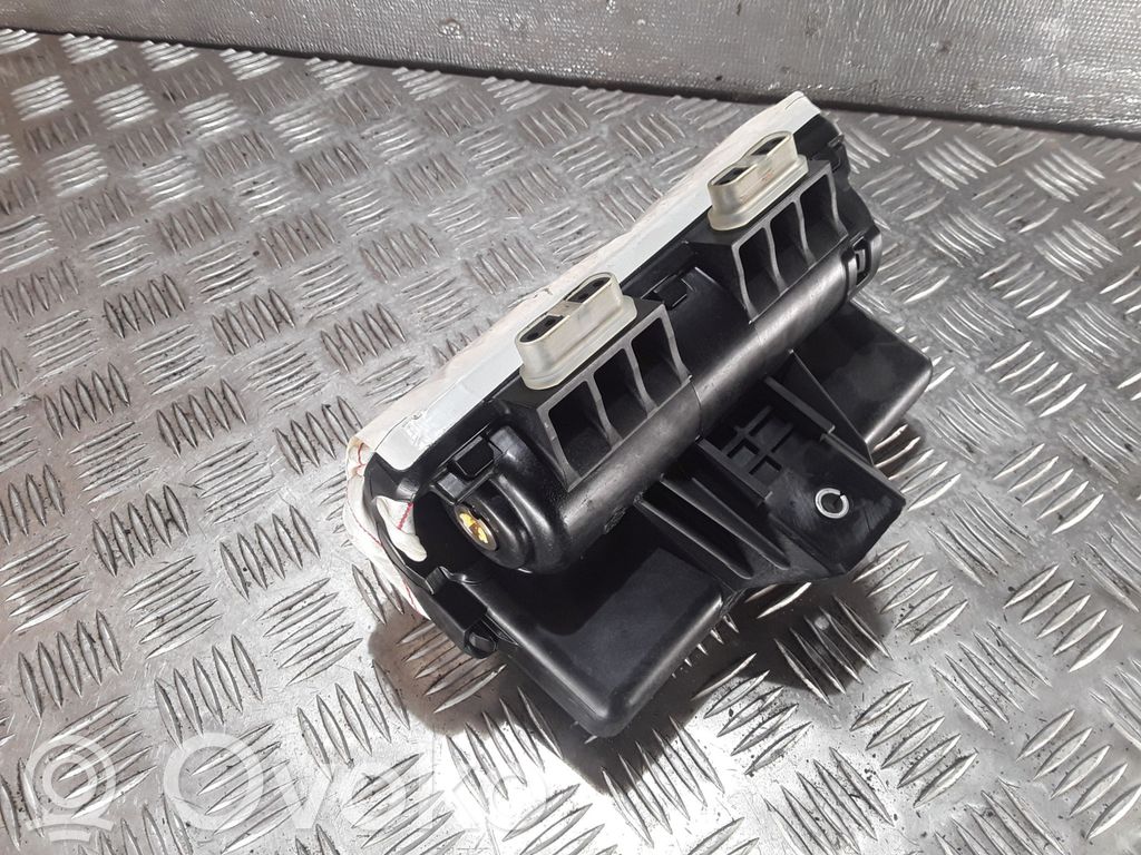 Opel Corsa D Passenger airbag 