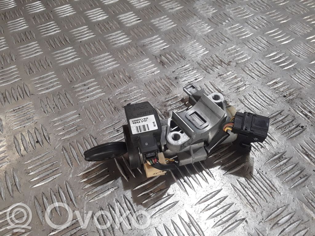 Mitsubishi Colt Ignition lock 